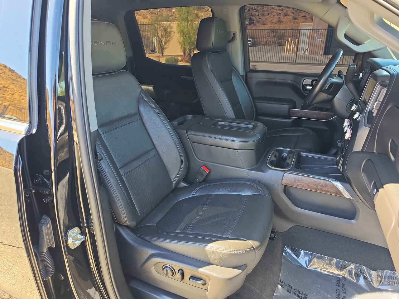 Used 2020 GMC Sierra 1500 Denali RWD image 29