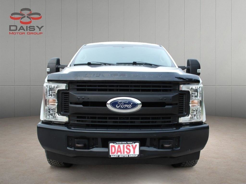 Used 2019 Ford F250 XL w/ Power Equipment Group RWD image 2