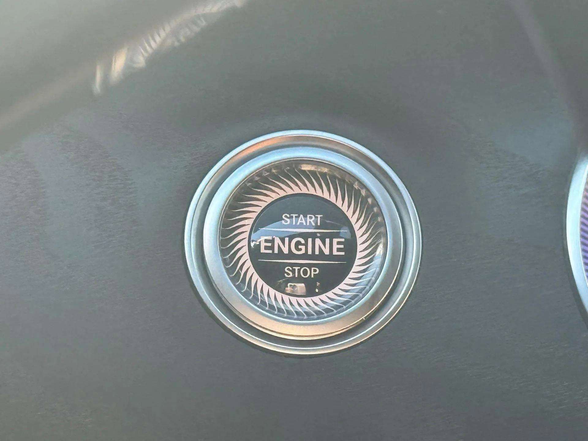 Used 2023 Mercedes-Benz E 450 Cabriolet w/ AMG Line image 38