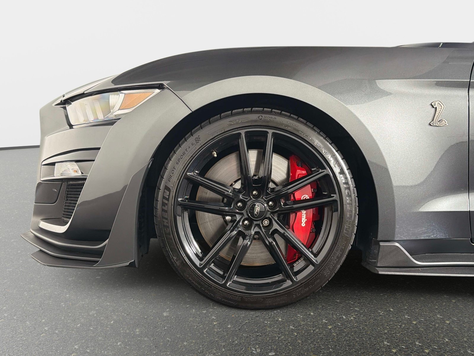 Used 2020 Ford Mustang Shelby GT500 w/ Technology Package RWD image 20