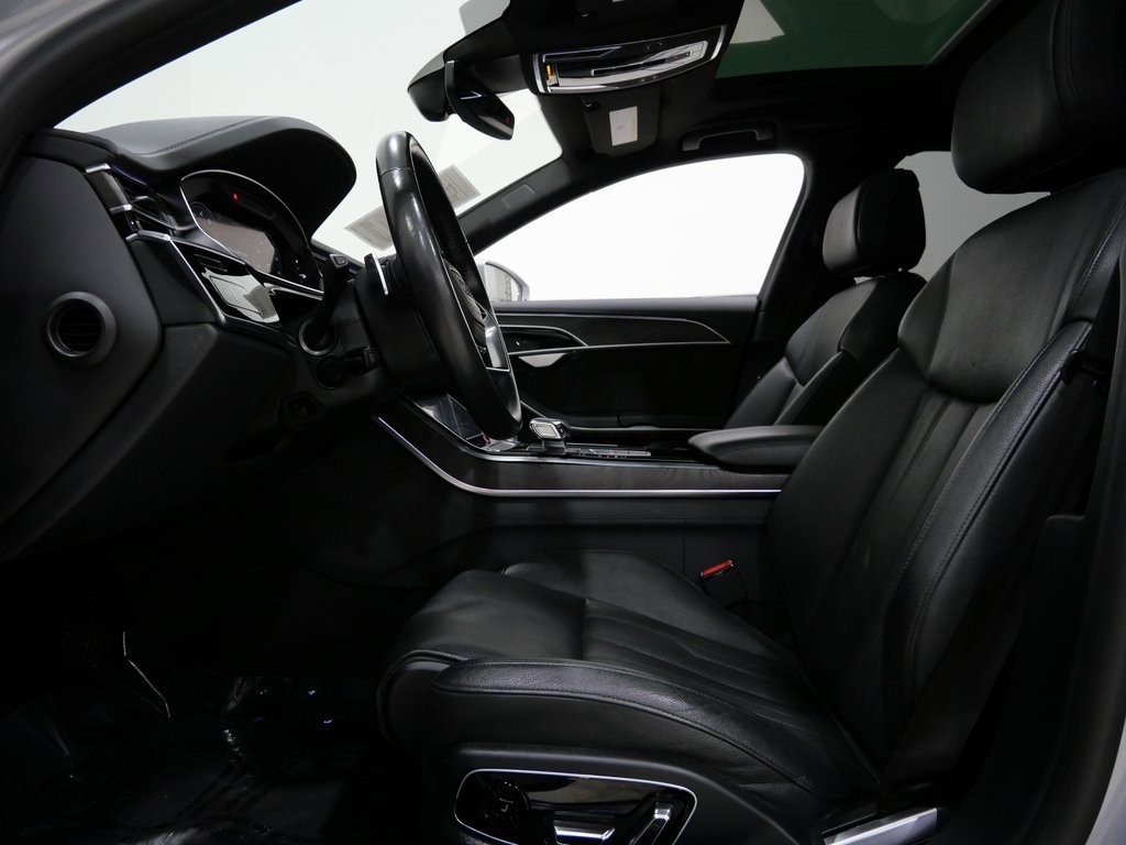 Used 2021 Audi A8 L 3.0T w/ Executive Plus Package image 12