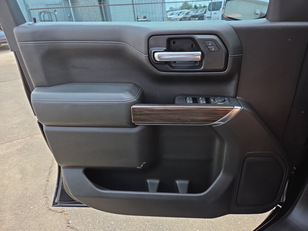 Used 2020 Chevrolet Silverado 1500 LT Trail Boss w/ Convenience Package AWD/4WD image 17
