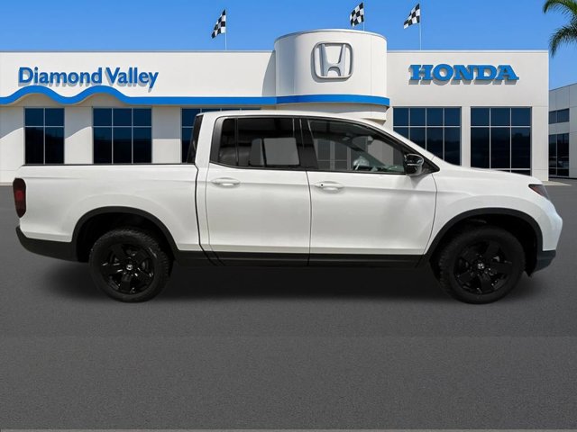 New 2026 Honda Ridgeline Black Edition image 2