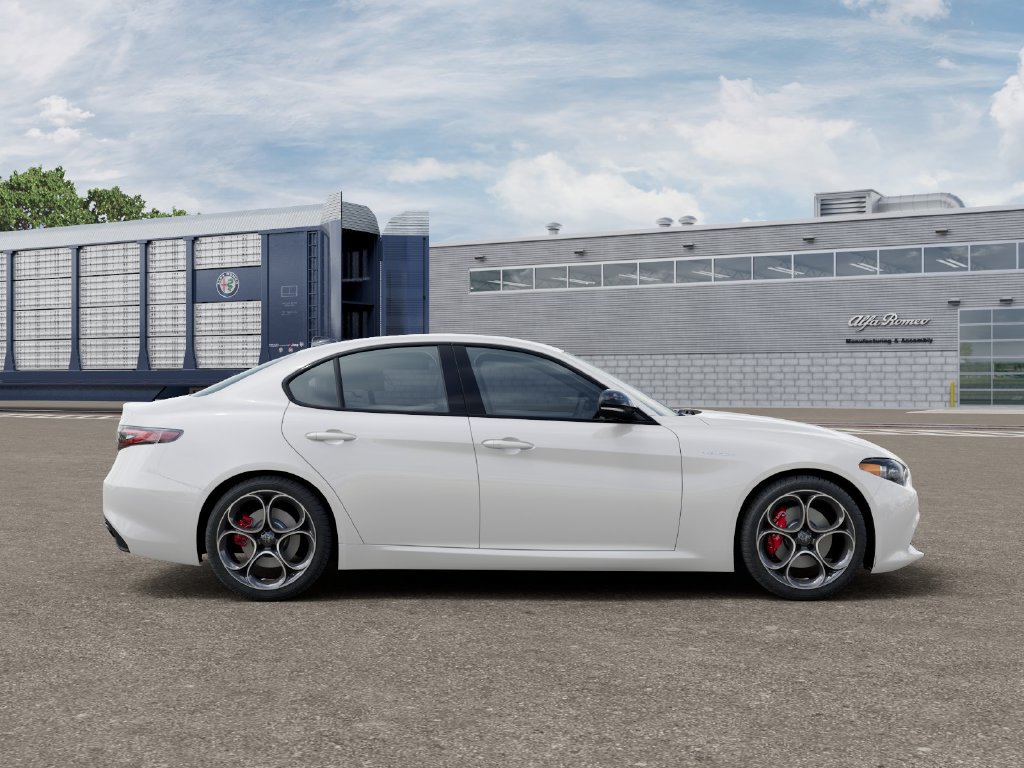 New 2026 Alfa Romeo Giulia RWD image 21