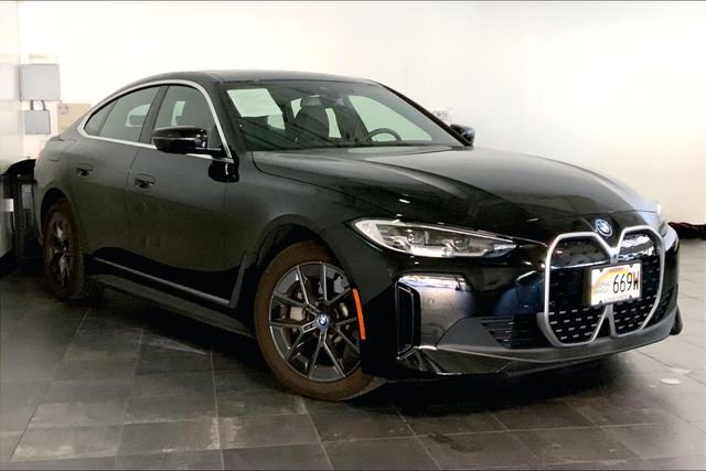 Used 2023 BMW i4 eDrive35 w/ Parking Assistance Package image 2