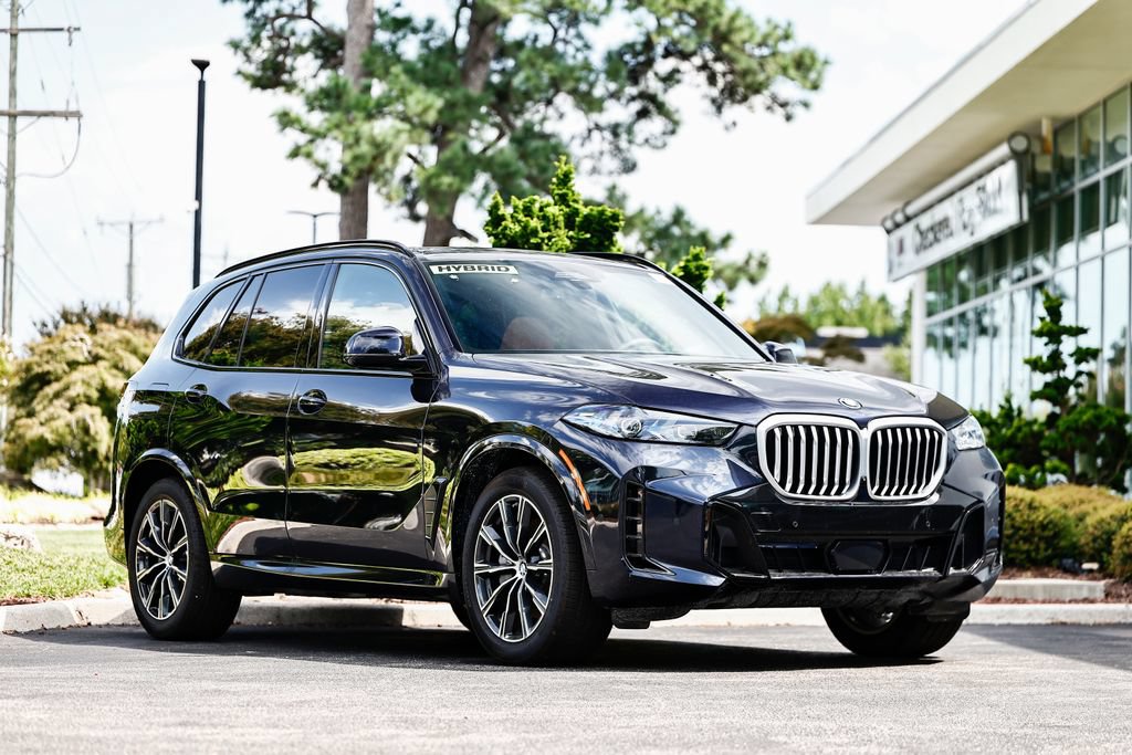 New 2026 BMW X5 xDrive50e w/ M Sport Package