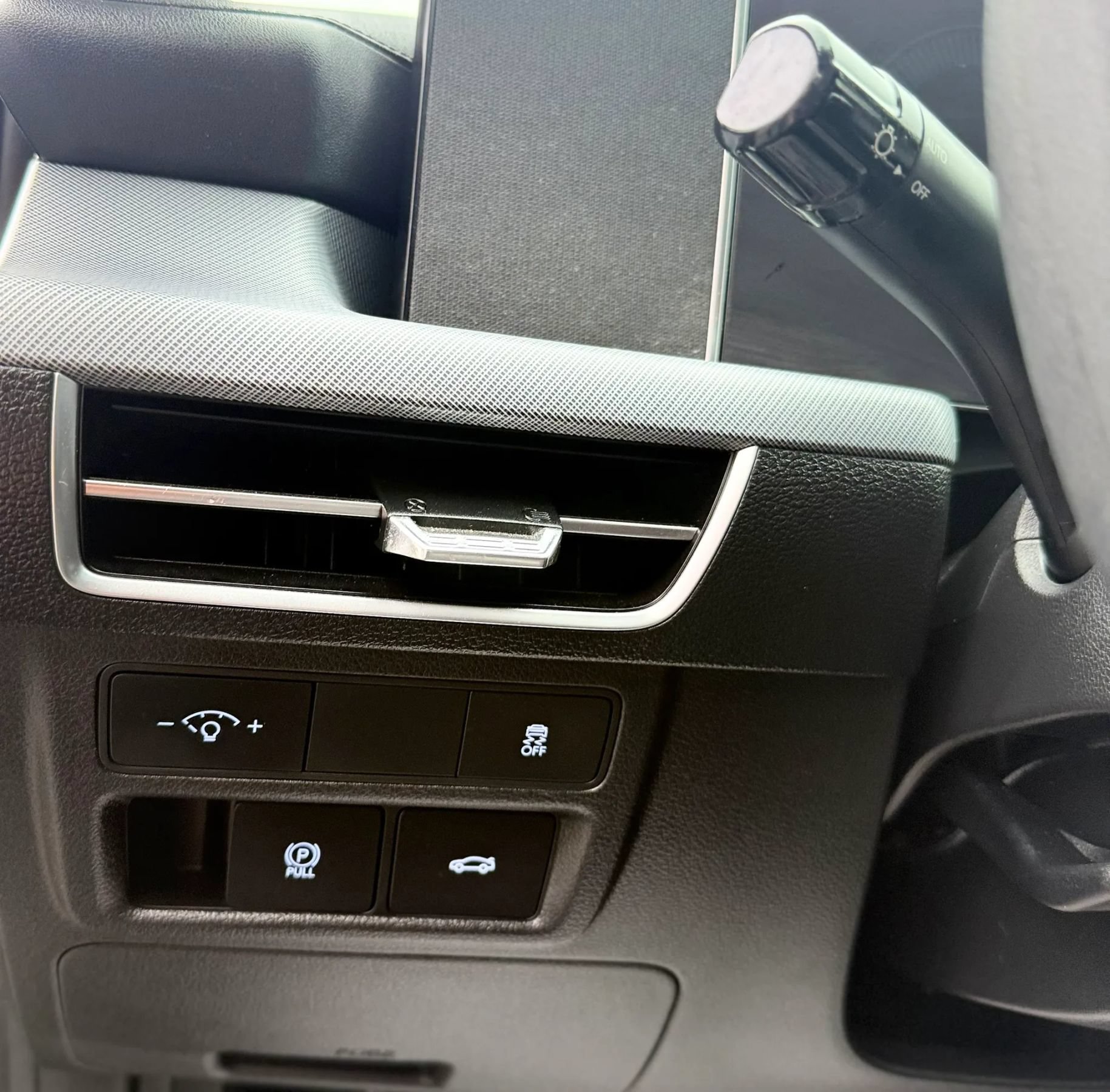 Used 2024 Hyundai Sonata SEL FWD image 21