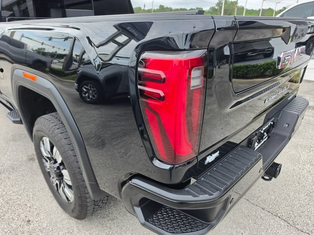 Used 2024 GMC Sierra 2500 Denali w/ Denali Reserve Package AWD/4WD image 15
