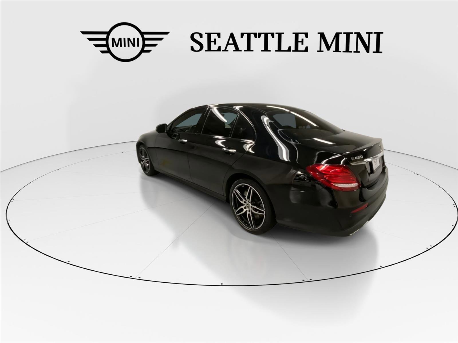 Used 2019 Mercedes-Benz E 450 4MATIC Sedan image 8