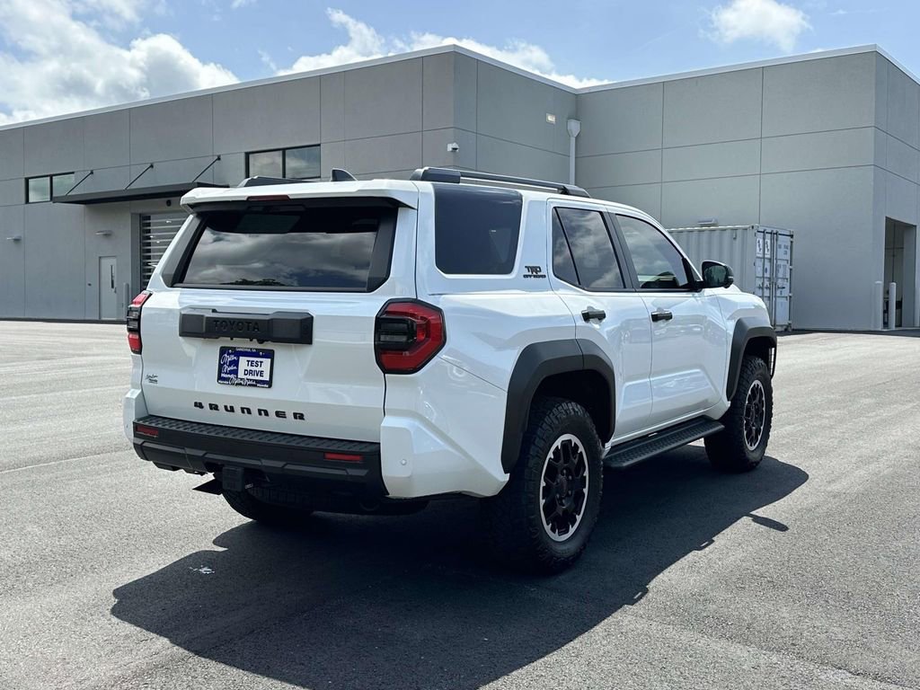Used 2025 Toyota 4Runner TRD Off-Road Premium AWD/4WD image 27