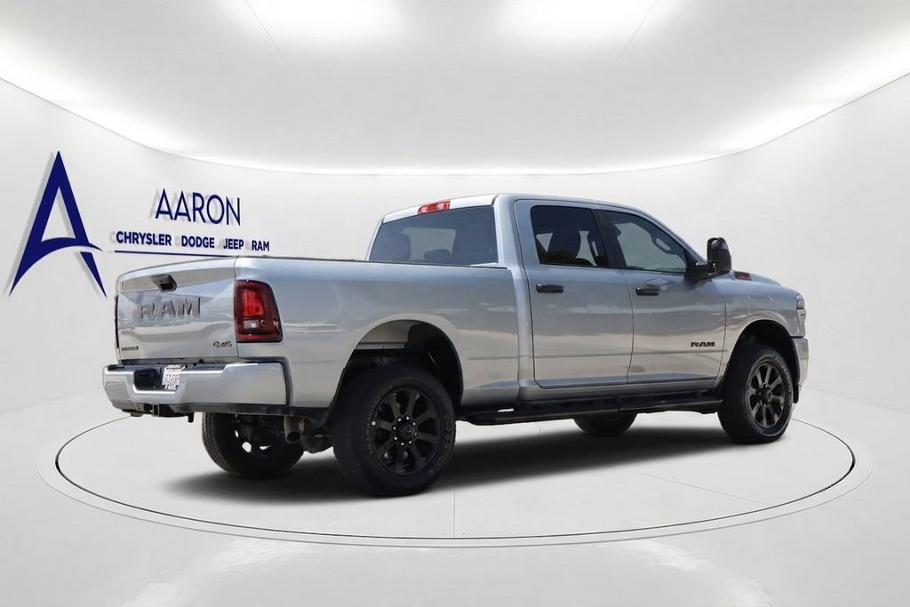Used 2026 RAM 2500 Big Horn AWD/4WD image 4