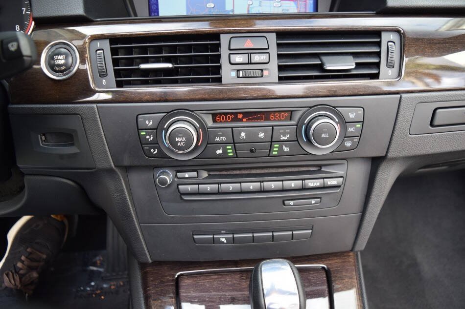 Used 2013 BMW 328i Convertible RWD image 61