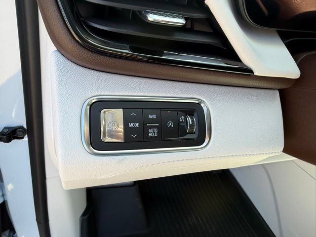 New 2026 Buick Enclave Avenir w/ Super Cruise Package AWD/4WD image 23