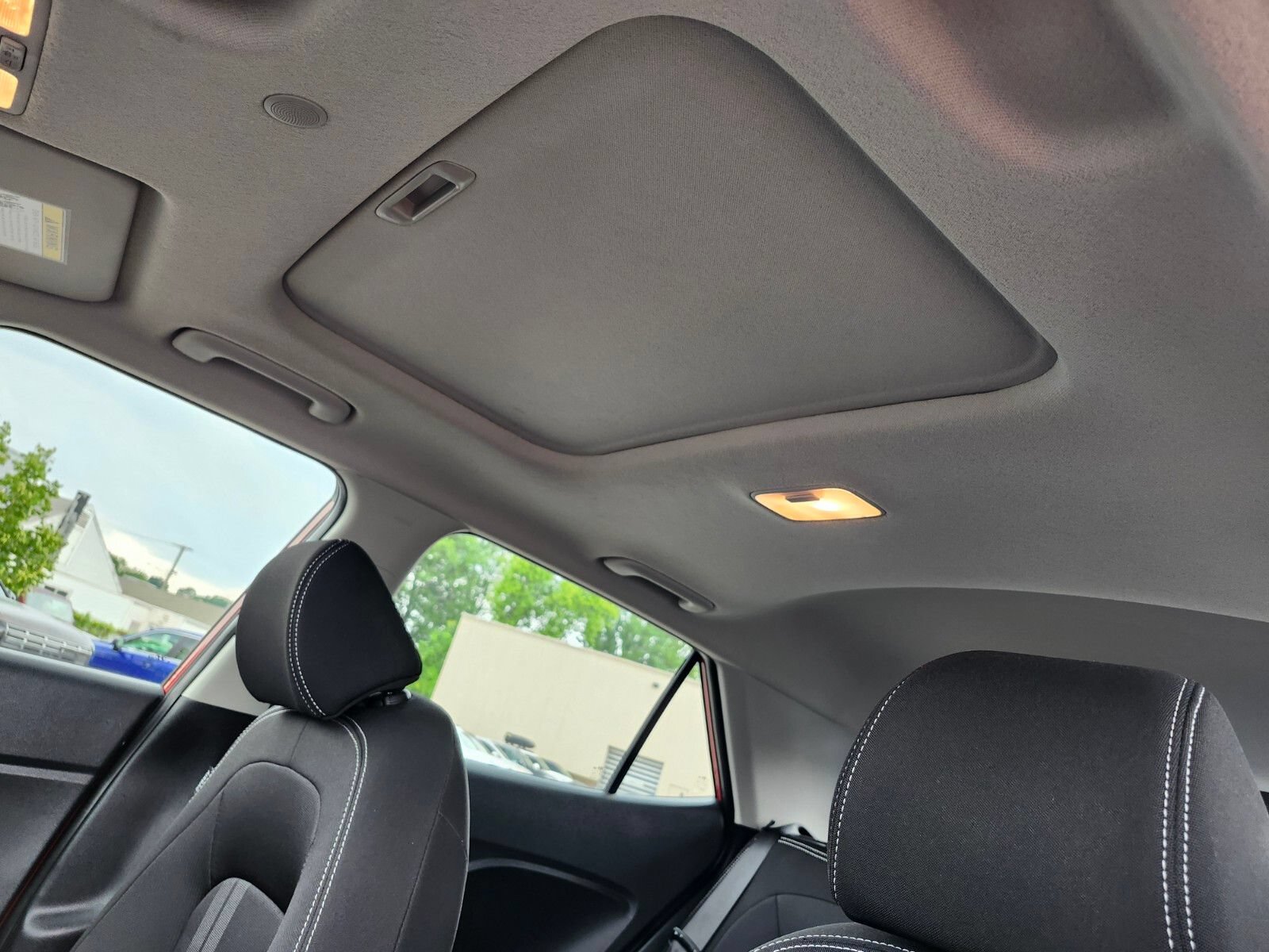 Certified 2026 Hyundai Venue SEL FWD image 19