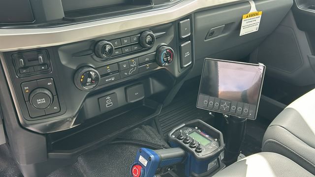 New 2024 Ford F550 4x4 SuperCab Super Duty image 15