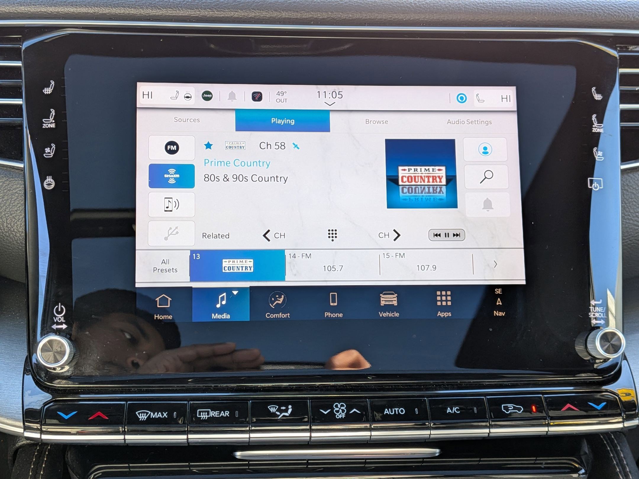 Certified 2025 Jeep Wagoneer Series III w/ Premium Group I image 21