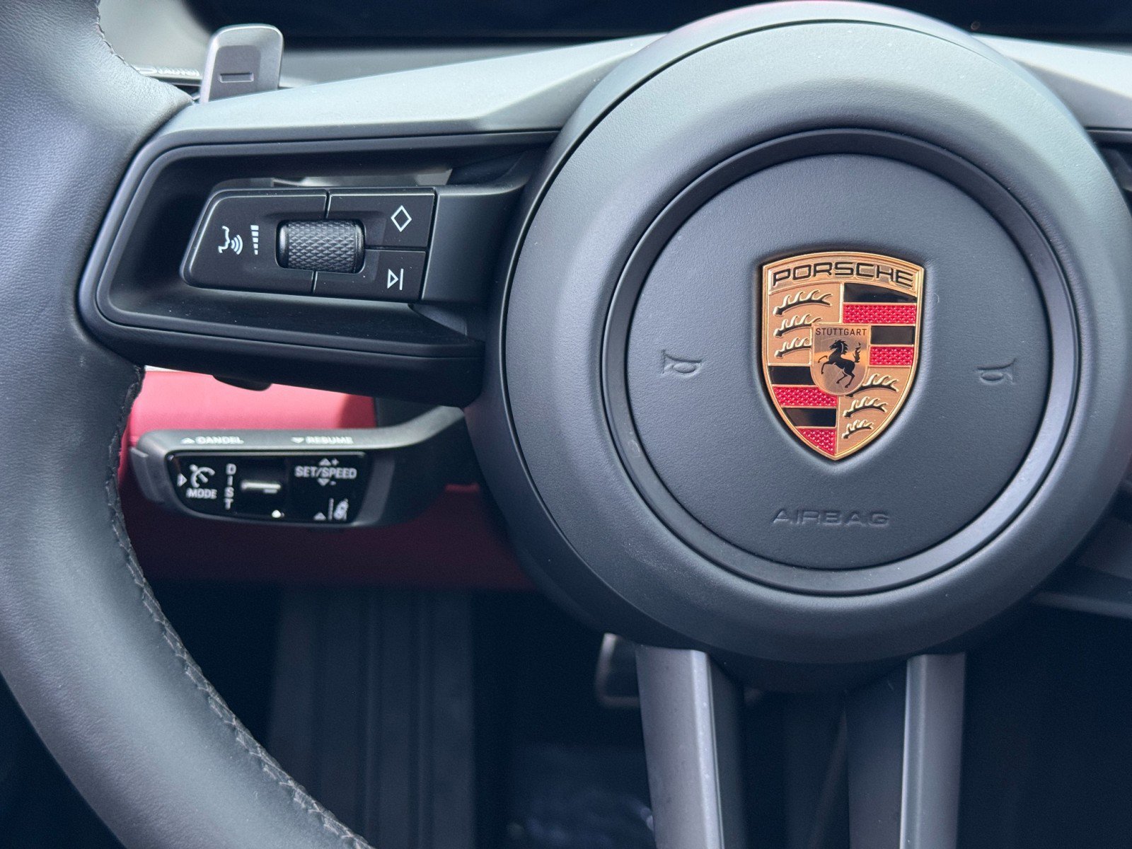 Used 2025 Porsche Panamera 4 w/ Premium Package image 23