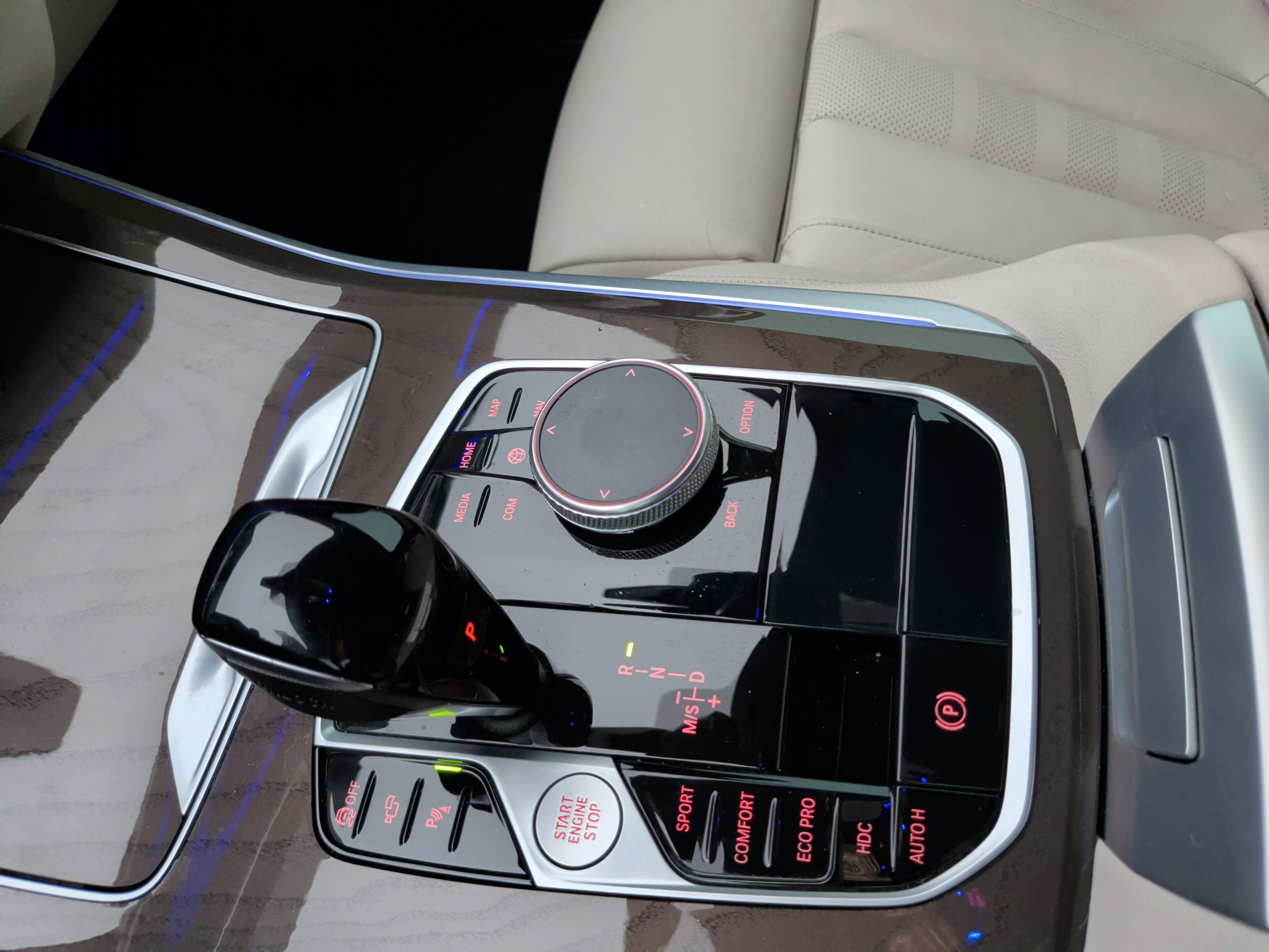 Certified 2022 BMW X5 xDrive40i w/ M Sport Package image 22