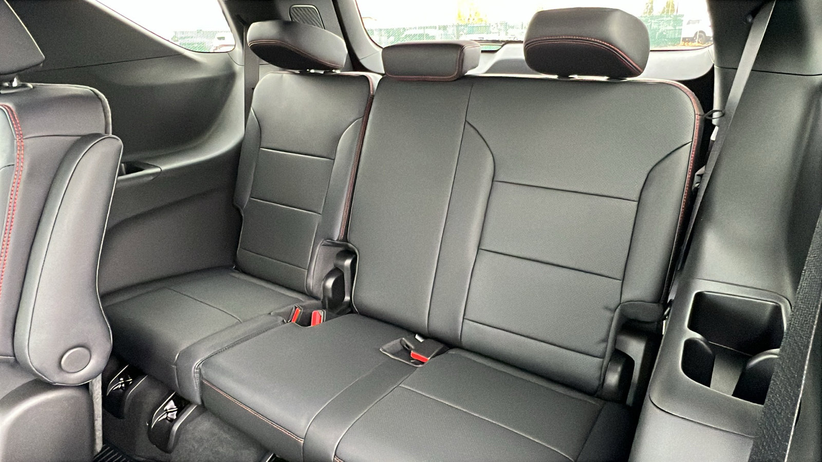 New 2026 Chevrolet Traverse RS w/ LPO, Floor Liner Package image 17