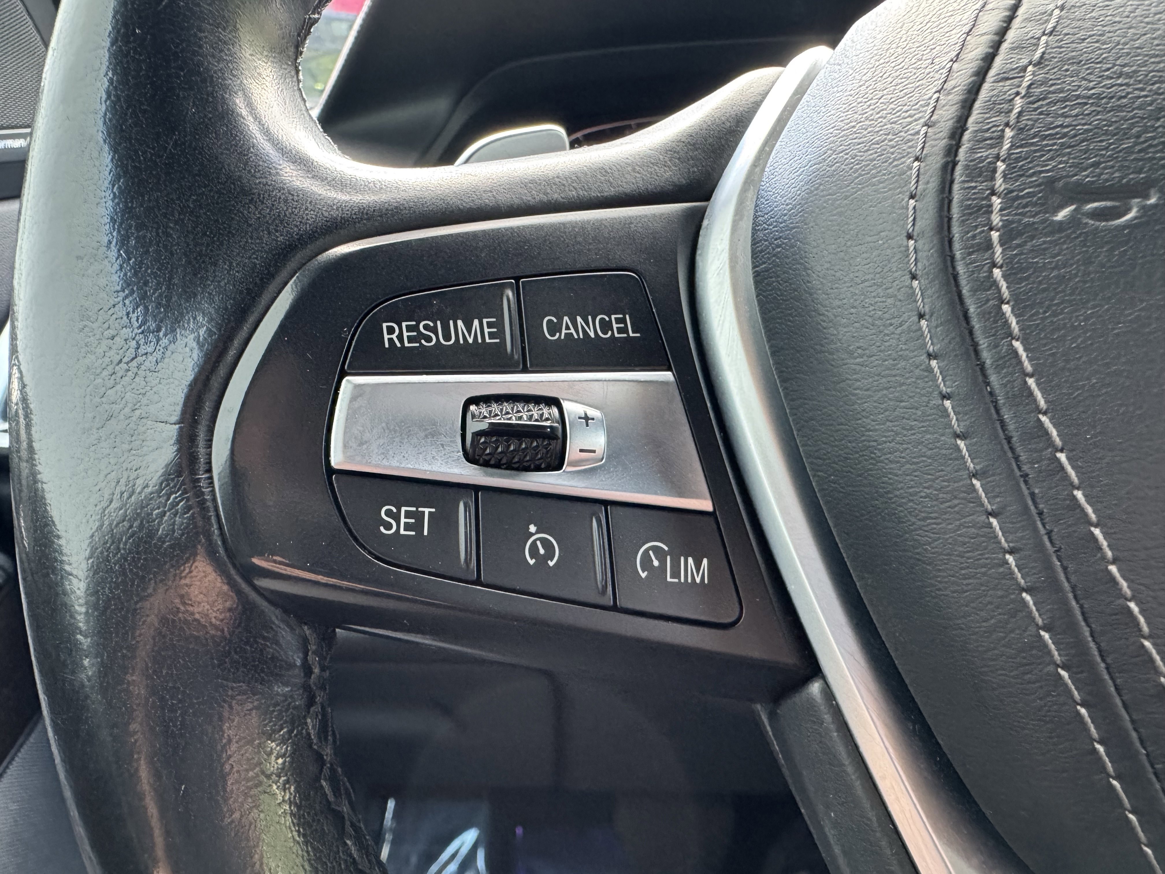 Used 2019 BMW X5 xDrive40i w/ Premium Package 2 image 13