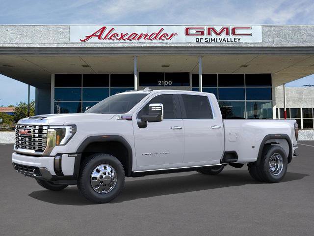 New 2026 GMC Sierra 3500 Denali w/ Denali Reserve Package image 2