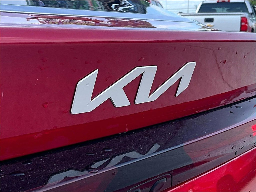 Used 2025 Kia K5 LXS FWD image 9