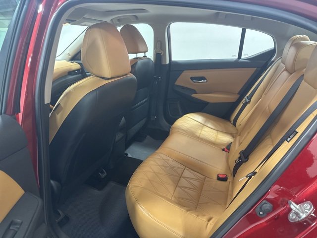 Used 2022 Nissan Sentra SV w/ SV Premium Package image 14