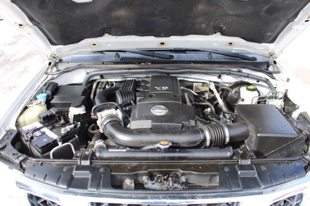 Used 2016 Nissan Frontier SV w/ SV Value Truck Package image 12