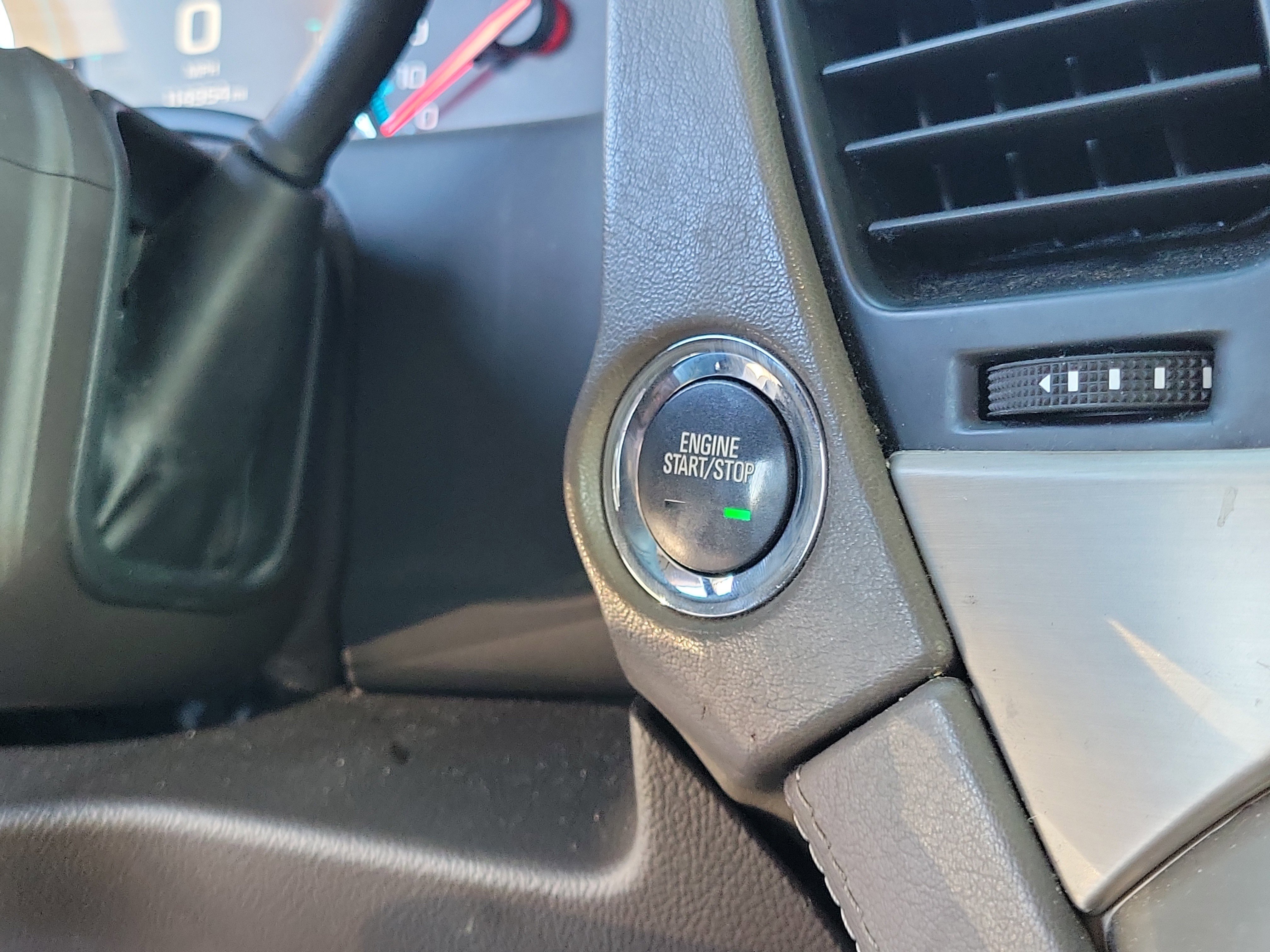 Used 2017 GMC Yukon XL Denali w/ Open Road Package image 28