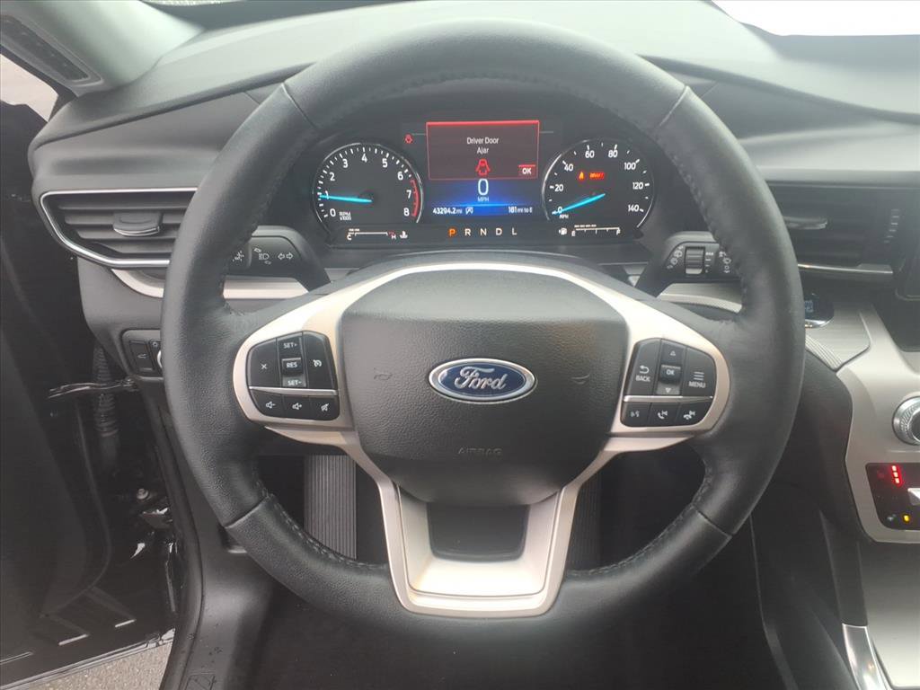 Certified 2023 Ford Explorer XLT w/ Equipment Group 202A image 15