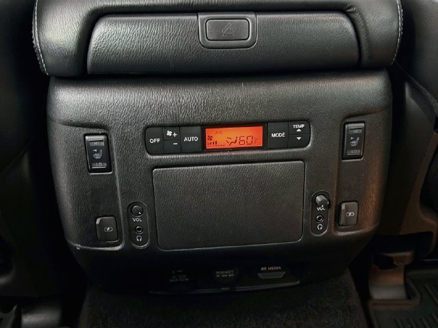 Used 2020 Nissan Armada Platinum w/ Interior Lighting Package AWD/4WD image 27