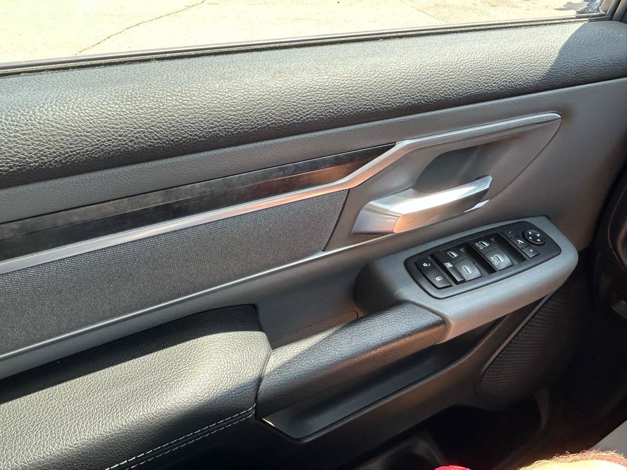 Used 2020 RAM 1500 Big Horn AWD/4WD image 31