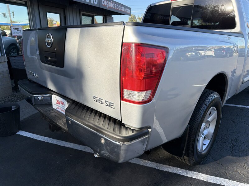 Used 2006 Nissan Titan SE AWD/4WD image 8