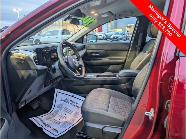 Certified 2025 Nissan Kicks SV image 14