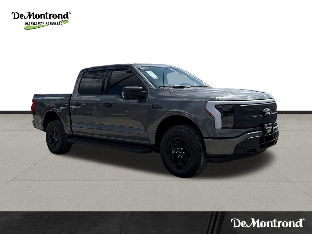 New 2025 Ford F150 Lightning XLT image 3