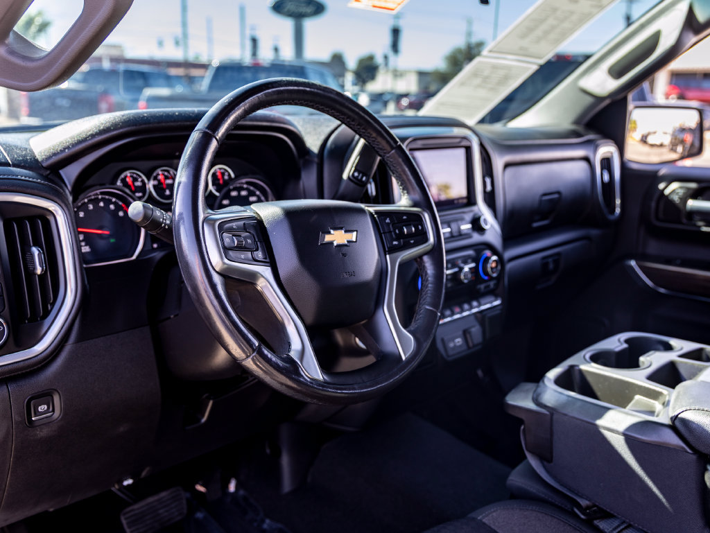Used 2021 Chevrolet Silverado 1500 LT RWD image 15