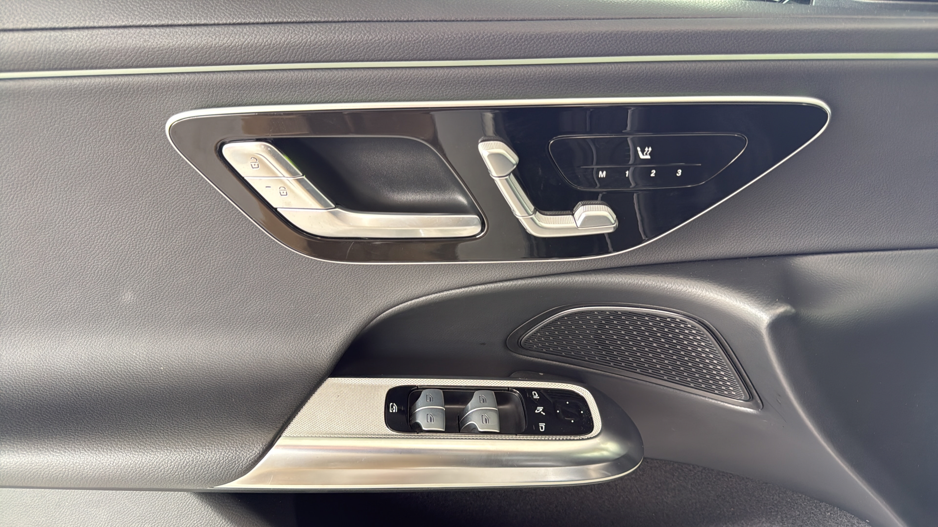 Certified 2025 Mercedes-Benz E 350 4MATIC Sedan w/ Winter Package image 16