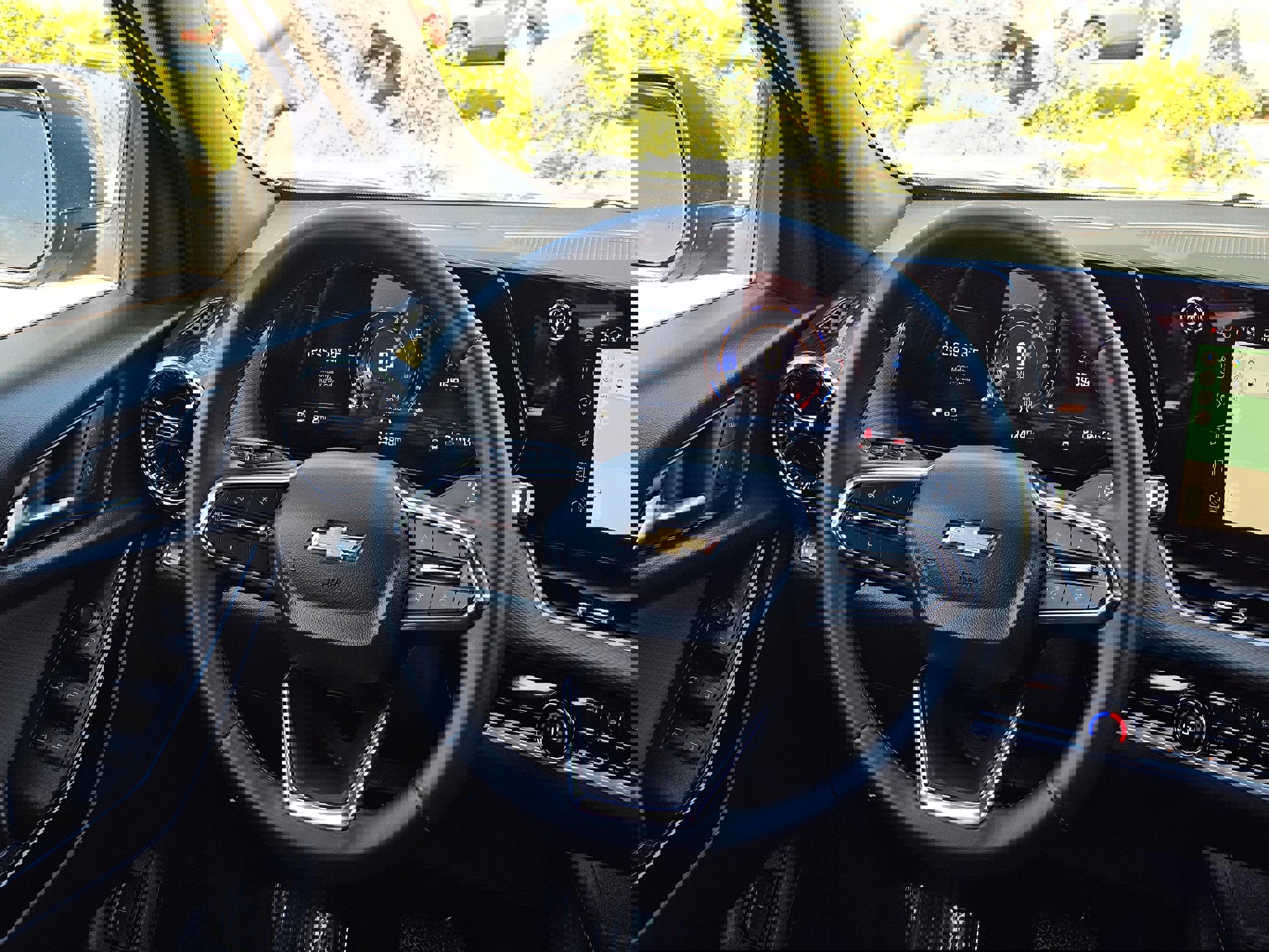 Used 2025 Chevrolet Equinox LT w/ Convenience Package II image 26