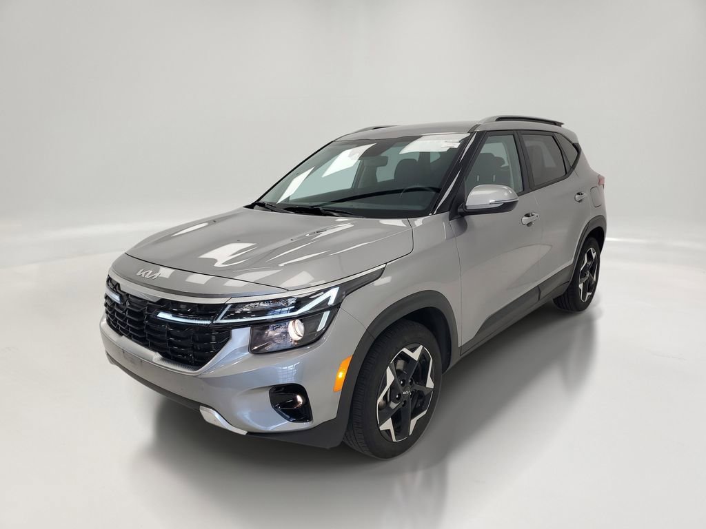 Used 2025 Kia Seltos S FWD image 3