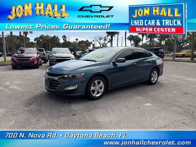 Used 2025 Chevrolet Malibu LS image 2