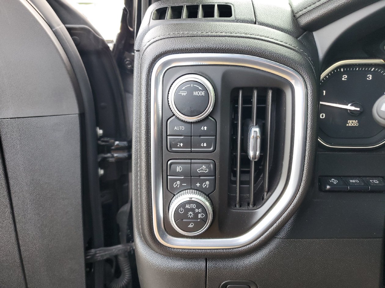 Used 2020 GMC Sierra 3500 Denali w/ Denali Ultimate Package AWD/4WD image 31