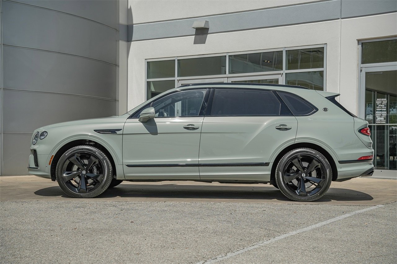 New 2025 Bentley Bentayga Extended Wheelbase image 13