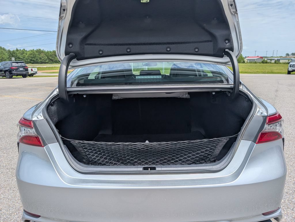 Used 2023 Toyota Camry XSE FWD image 31