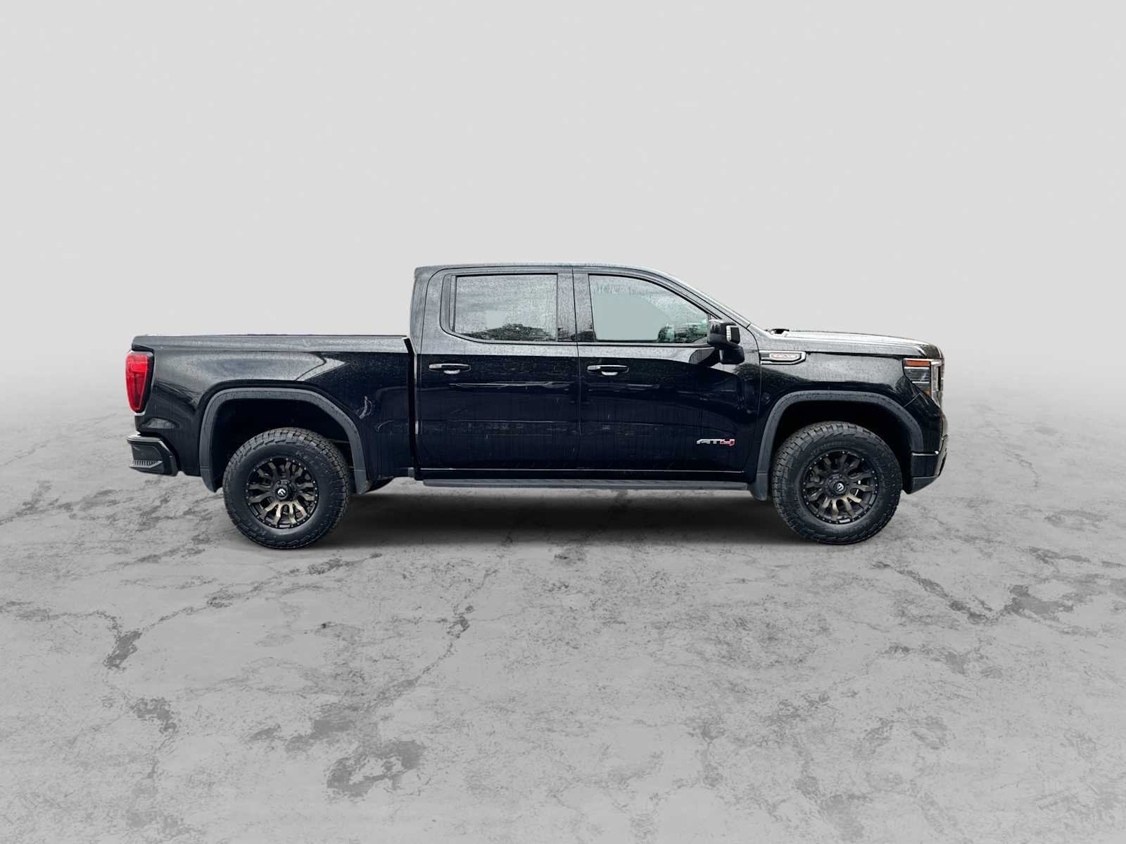 Used 2022 GMC Sierra 1500 AT4 w/ AT4 Premium Package AWD/4WD image 9
