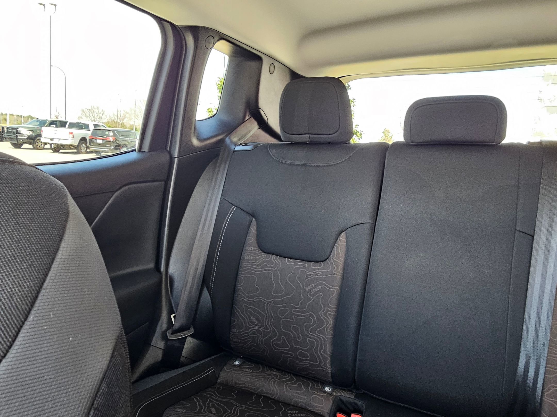 Used 2023 Jeep Renegade Latitude image 25