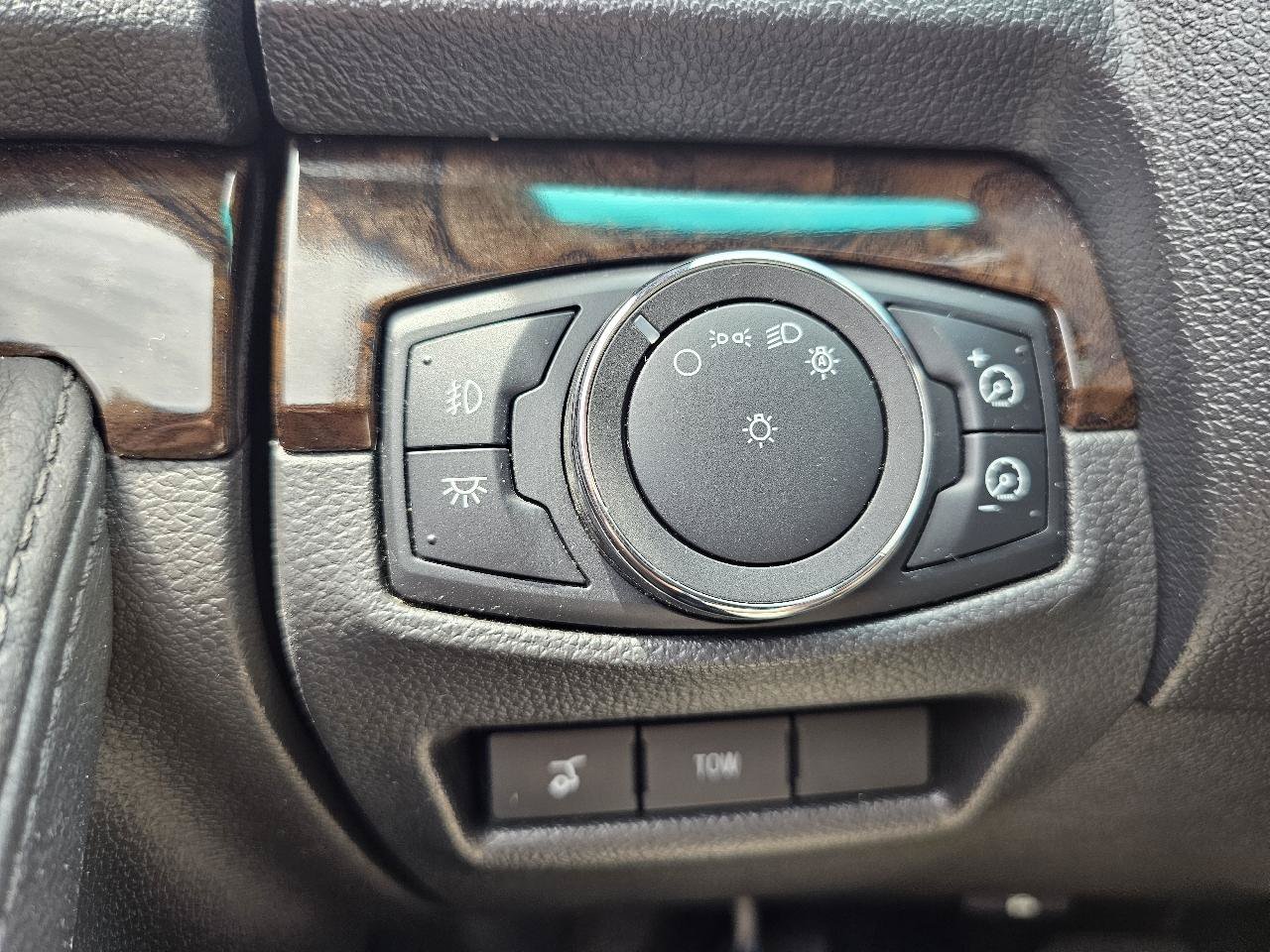 Used 2012 Ford Explorer Limited FWD image 47