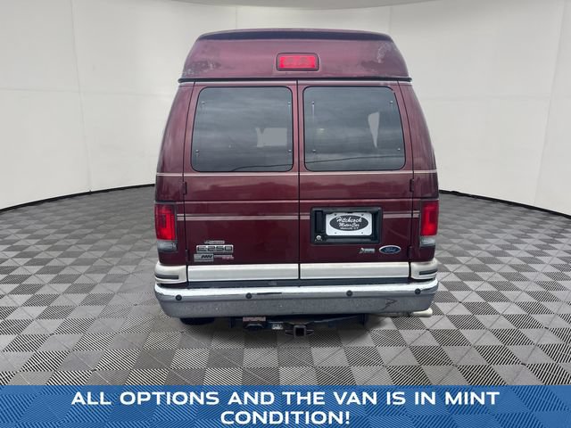 Used 2009 Ford E-250 and Econoline 250 RWD image 4