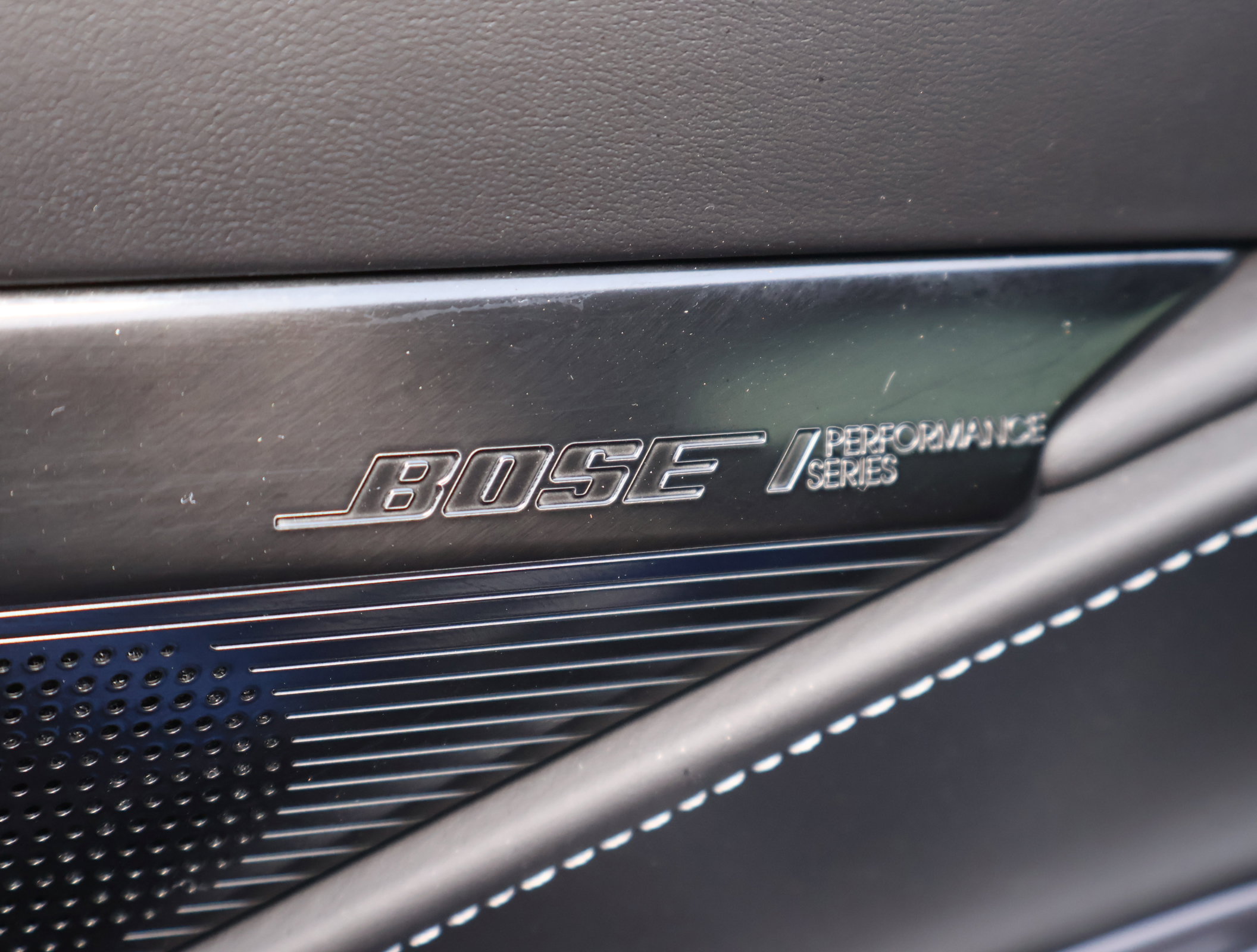 Used 2023 Chevrolet Corvette Stingray Premium Cpe w/ Z51 Performance Package RWD image 9