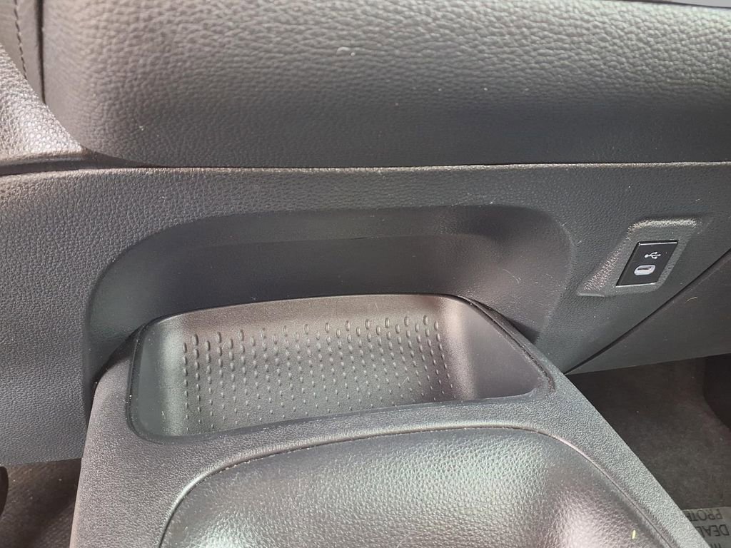 Used 2024 Toyota Corolla SE Nightshade image 8