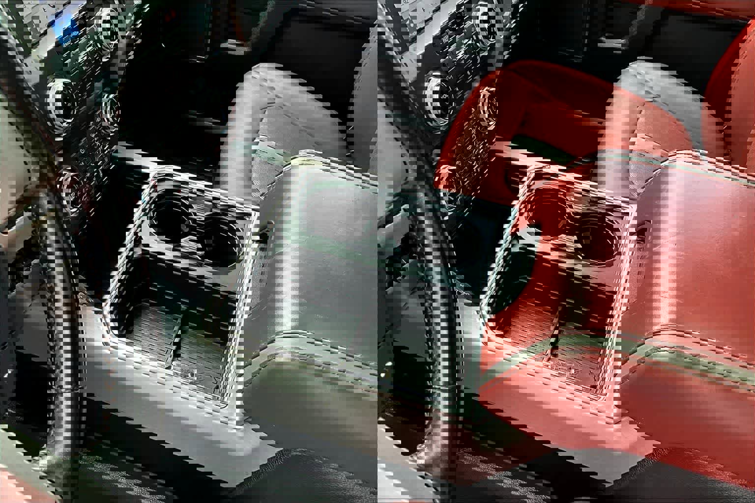 Used 2019 Ford F350 Platinum image 17